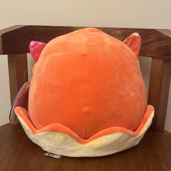 8” Norbu Squishmallows - Picture 2 of 4